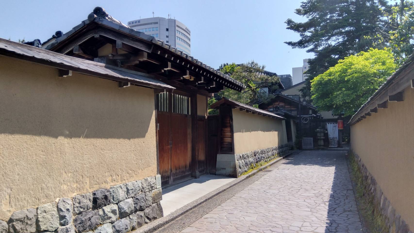 金沢のお香とアロマの香り専門店(石川県金沢市)・金沢観光地・金沢の観光スポット武家屋敷跡近く・人気でおすすめのお土産処-お香専門店のアロマ香房焚屋