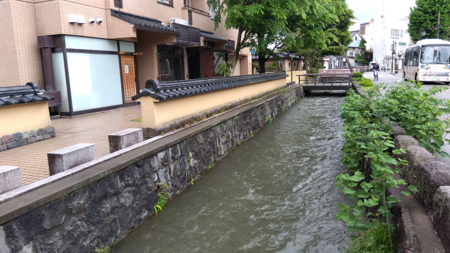 金沢のお香とアロマの香り専門店(石川県金沢市)・金沢観光地・金沢の観光スポット武家屋敷跡近く・人気でおすすめのお土産処-お香専門店のアロマ香房焚屋