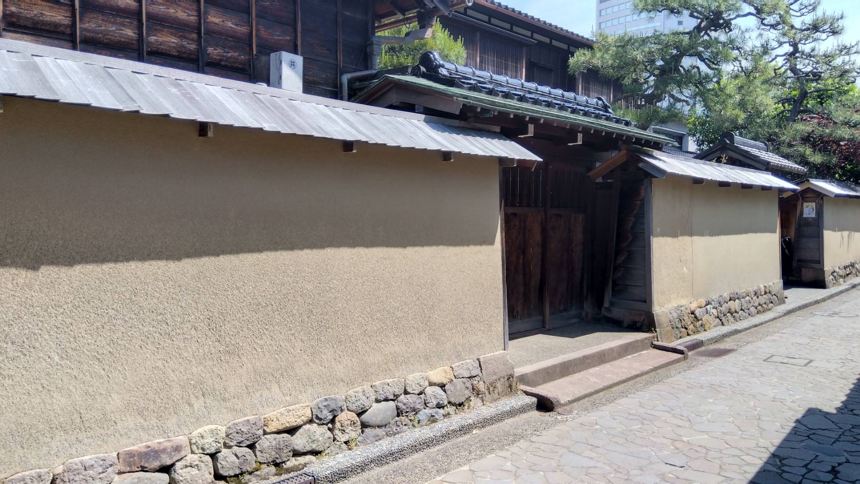 金沢のお香とアロマの香り専門店(石川県金沢市)・金沢観光地・金沢の観光スポット武家屋敷跡近く・人気でおすすめのお土産処-お香専門店のアロマ香房焚屋