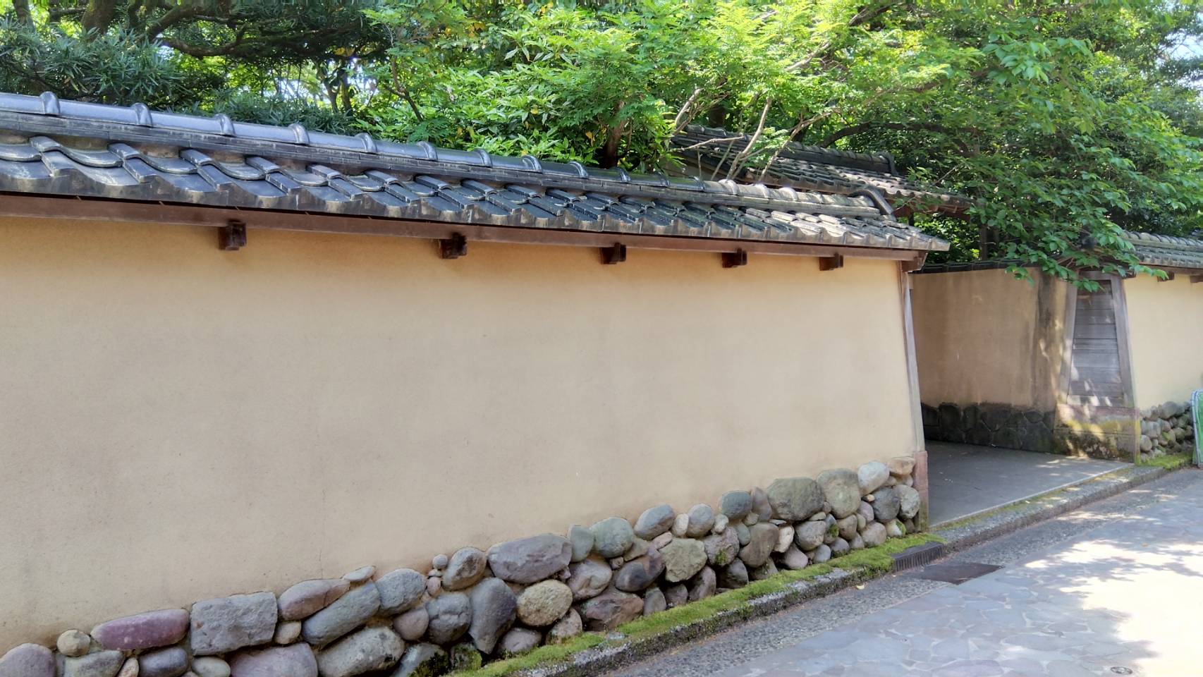 金沢のお香とアロマの香り専門店(石川県金沢市)・金沢観光地・金沢の観光スポット武家屋敷跡近く・人気でおすすめのお土産処-お香専門店のアロマ香房焚屋