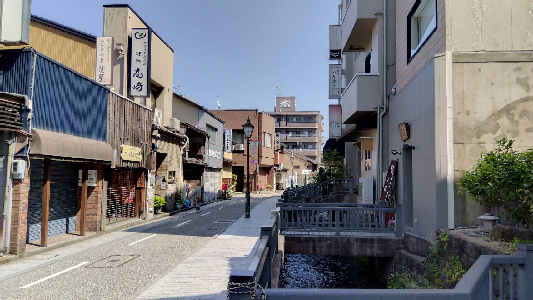 金沢のお香とアロマの香り専門店(石川県金沢市)・金沢観光地・金沢の観光スポット武家屋敷跡近く・人気でおすすめのお土産処-お香専門店のアロマ香房焚屋