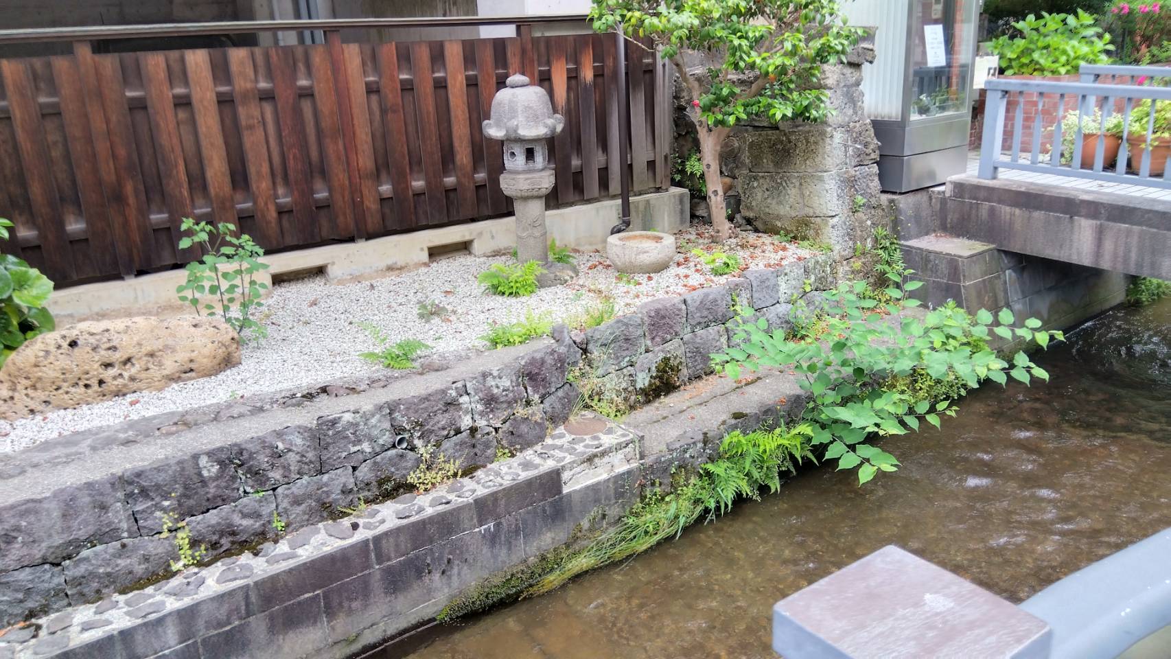 金沢のお香とアロマの香り専門店(石川県金沢市)・金沢観光地・金沢の観光スポット武家屋敷跡近く・人気でおすすめのお土産処-お香専門店のアロマ香房焚屋