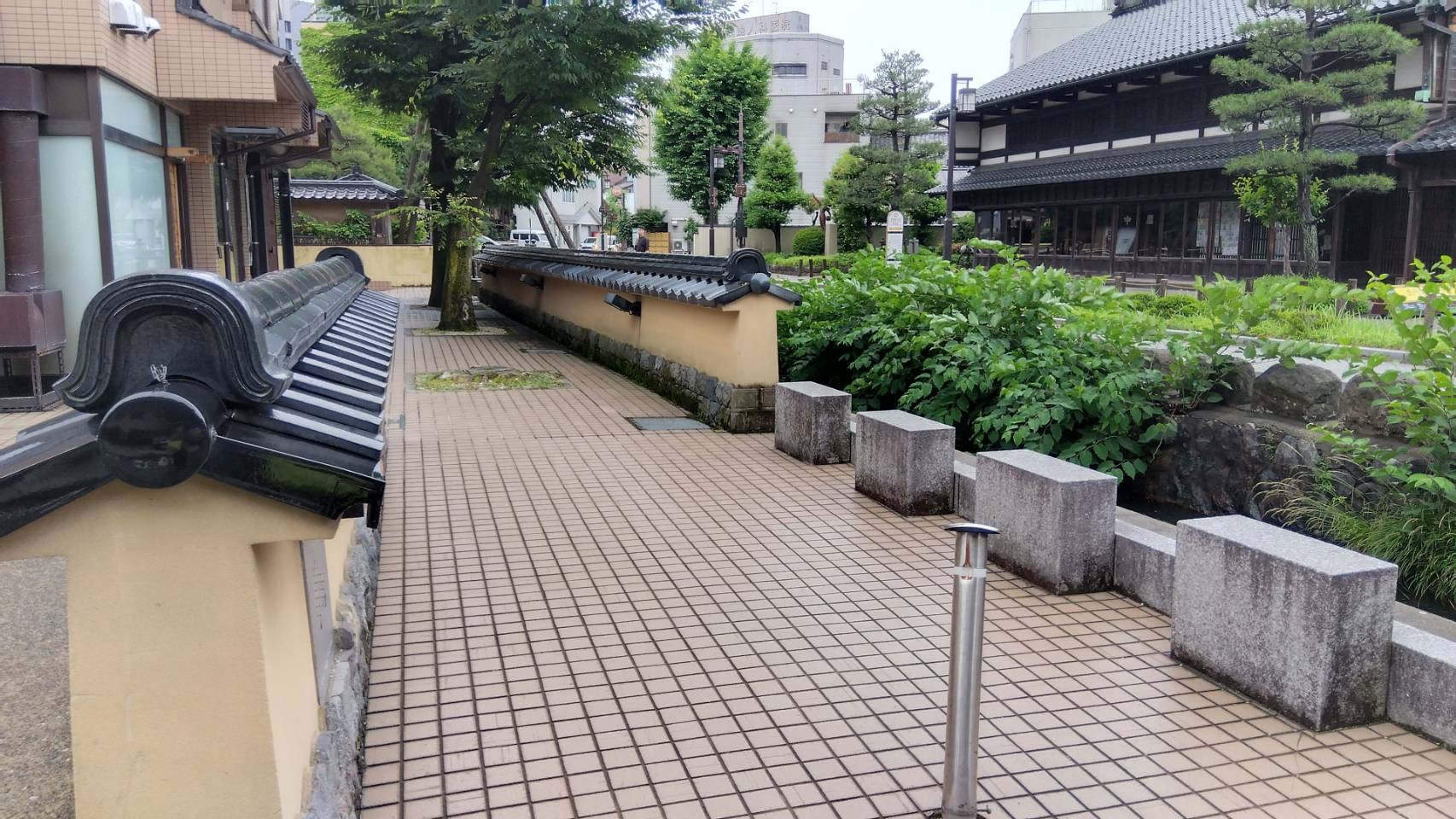 金沢のお香とアロマの香り専門店(石川県金沢市)・金沢観光地・金沢の観光スポット武家屋敷跡近く・人気でおすすめのお土産処-お香専門店のアロマ香房焚屋