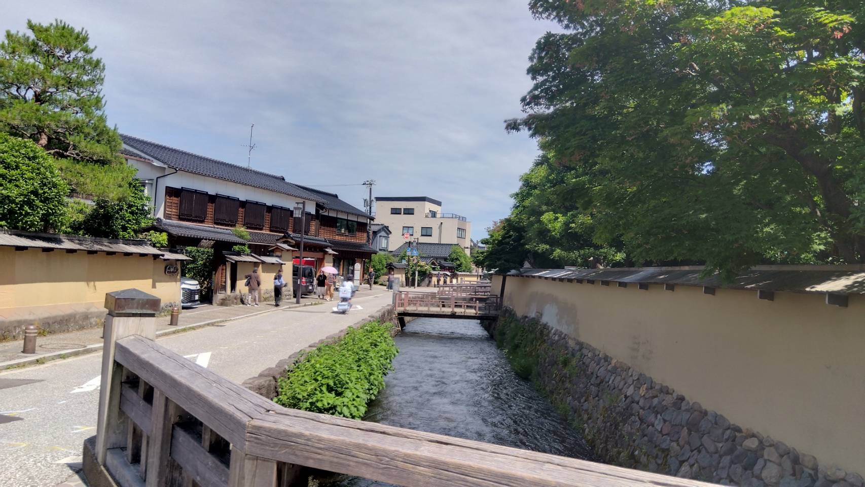 金沢のお香とアロマの香り専門店(石川県金沢市)・金沢観光地・金沢の観光スポット武家屋敷跡近く・人気でおすすめのお土産処-お香専門店のアロマ香房焚屋