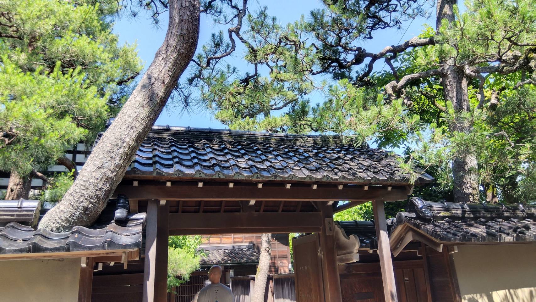 金沢のお香とアロマの香り専門店(石川県金沢市)・金沢観光地・金沢の観光スポット武家屋敷跡近く・人気でおすすめのお土産処-お香専門店のアロマ香房焚屋