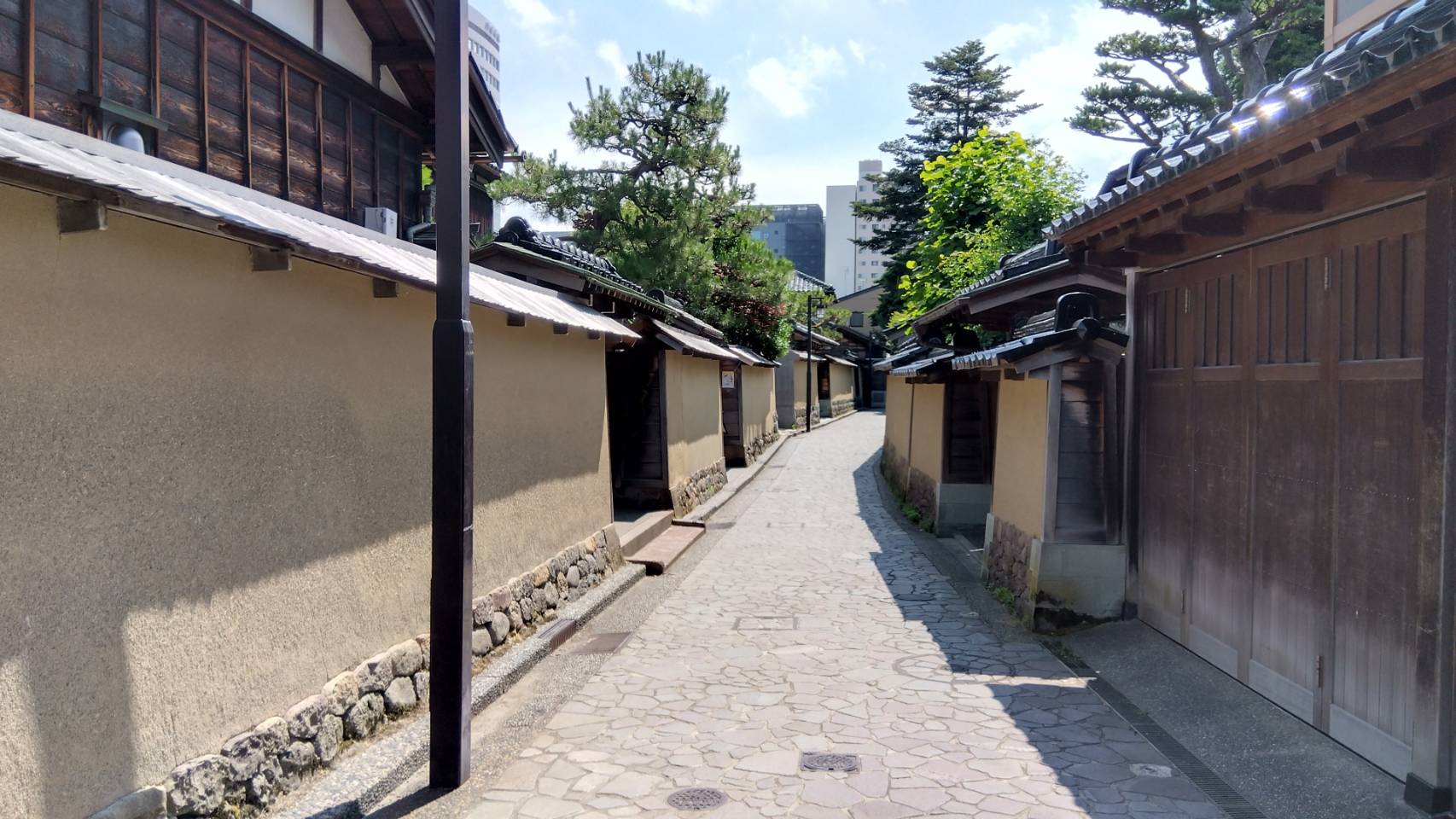 金沢のお香とアロマの香り専門店(石川県金沢市)・金沢観光地・金沢の観光スポット武家屋敷跡近く・人気でおすすめのお土産処-お香専門店のアロマ香房焚屋