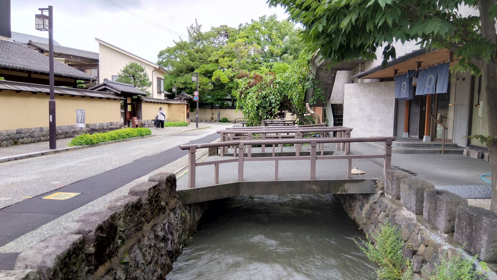 金沢のお香とアロマの香り専門店(石川県金沢市)・金沢観光地・金沢の観光スポット武家屋敷跡近く・人気でおすすめのお土産処-お香専門店のアロマ香房焚屋