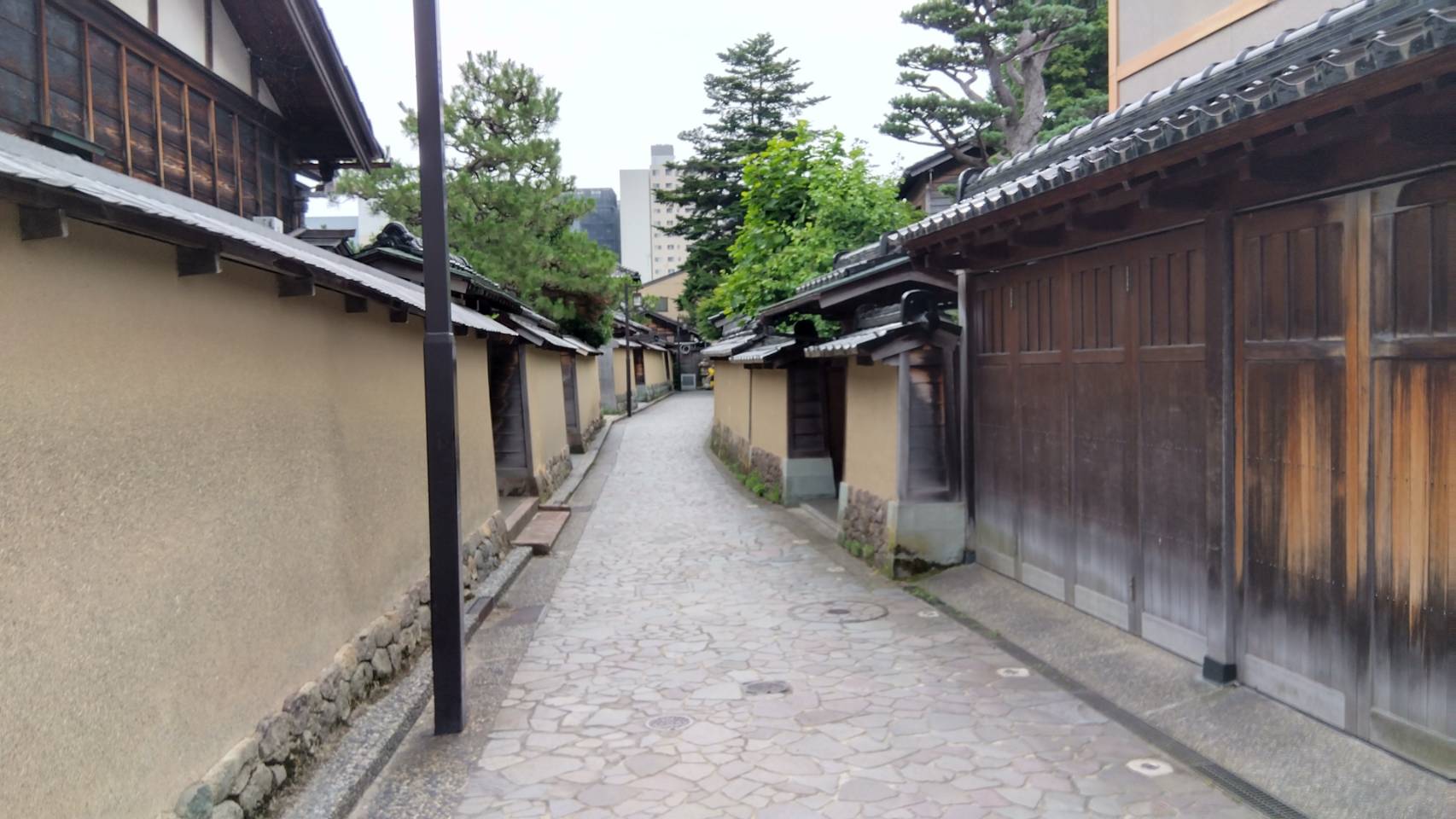 金沢のお香とアロマの香り専門店(石川県金沢市)・金沢観光地・金沢の観光スポット武家屋敷跡近く・人気でおすすめのお土産処-お香専門店のアロマ香房焚屋