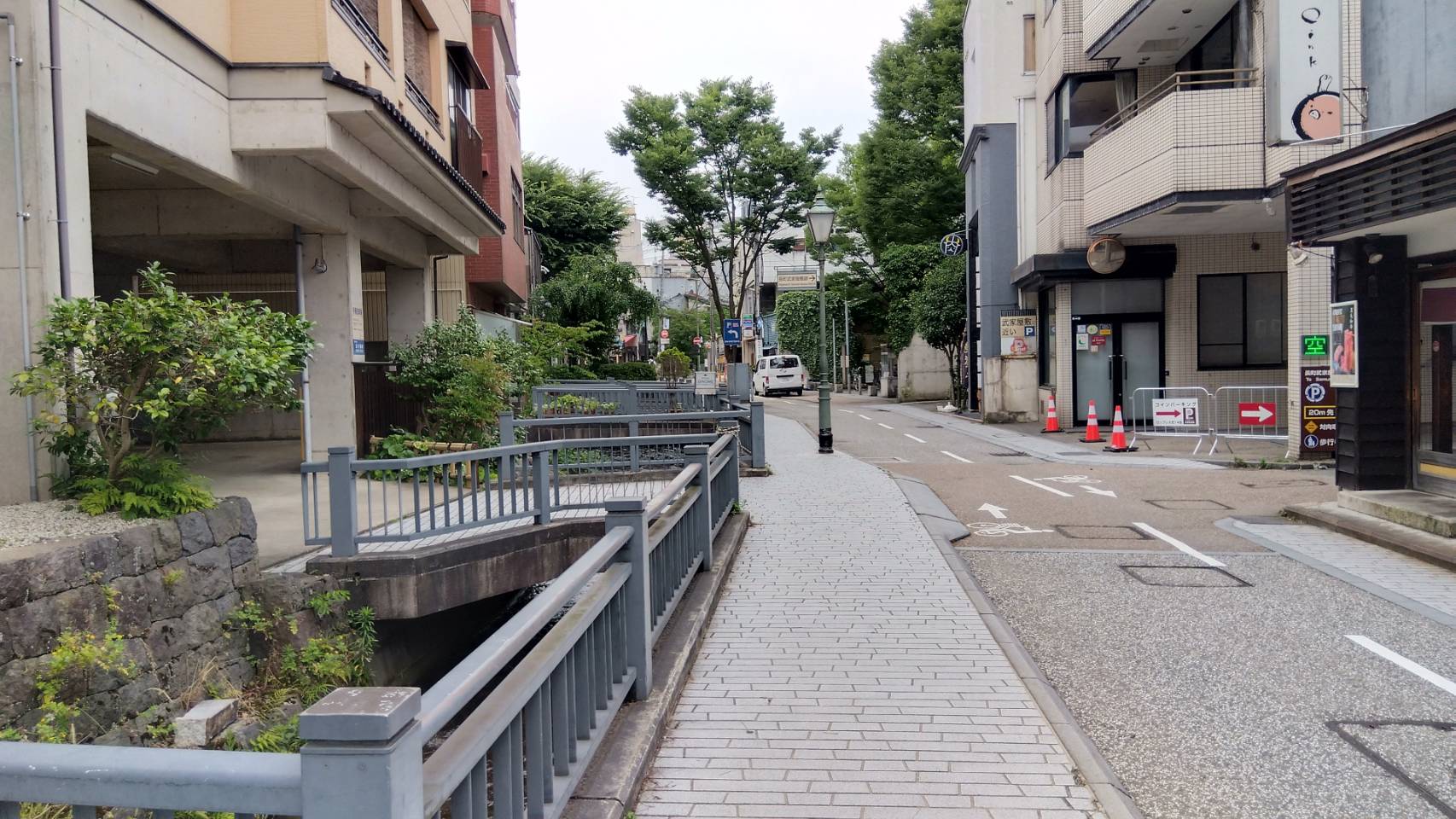 金沢のお香とアロマの香り専門店(石川県金沢市)・金沢観光地・金沢の観光スポット武家屋敷跡近く・人気でおすすめのお土産処-お香専門店のアロマ香房焚屋