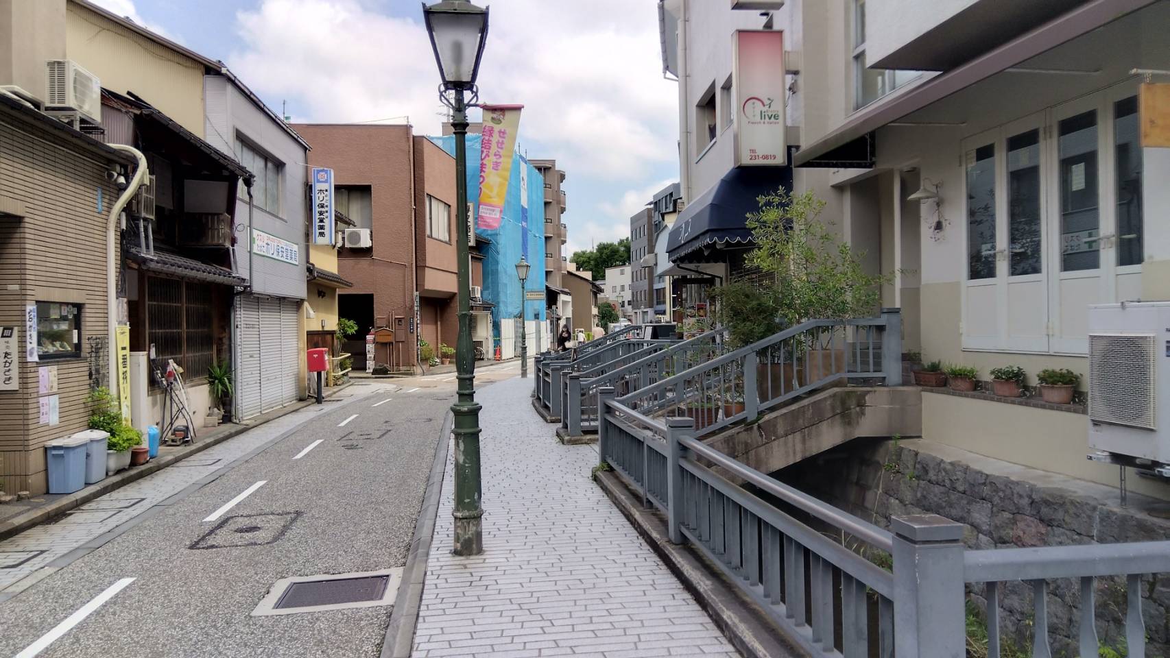 金沢のお香とアロマの香り専門店(石川県金沢市)・金沢観光地・金沢の観光スポット武家屋敷跡近く・人気でおすすめのお土産処-お香専門店のアロマ香房焚屋