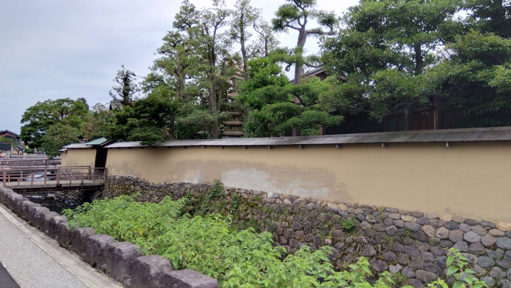金沢のお香とアロマの香り専門店(石川県金沢市)・金沢観光地・金沢の観光スポット武家屋敷跡近く・人気でおすすめのお土産処-お香専門店のアロマ香房焚屋