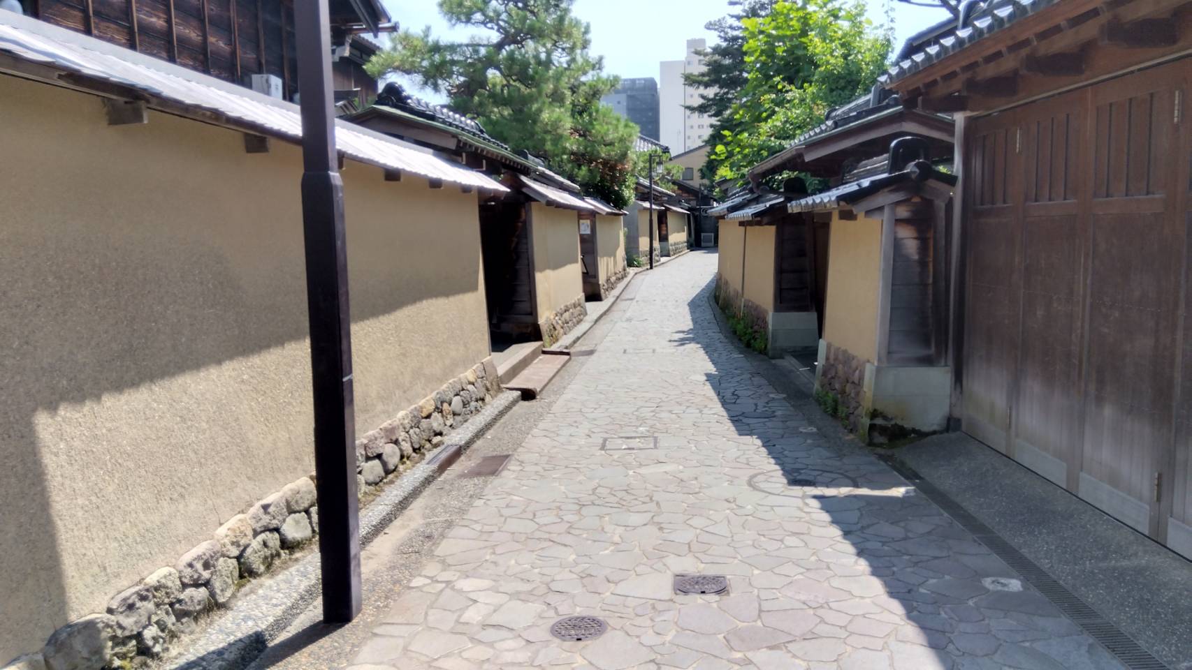 金沢のお香とアロマの香り専門店(石川県金沢市)・金沢観光地・金沢の観光スポット武家屋敷跡近く・人気でおすすめのお土産処-お香専門店のアロマ香房焚屋