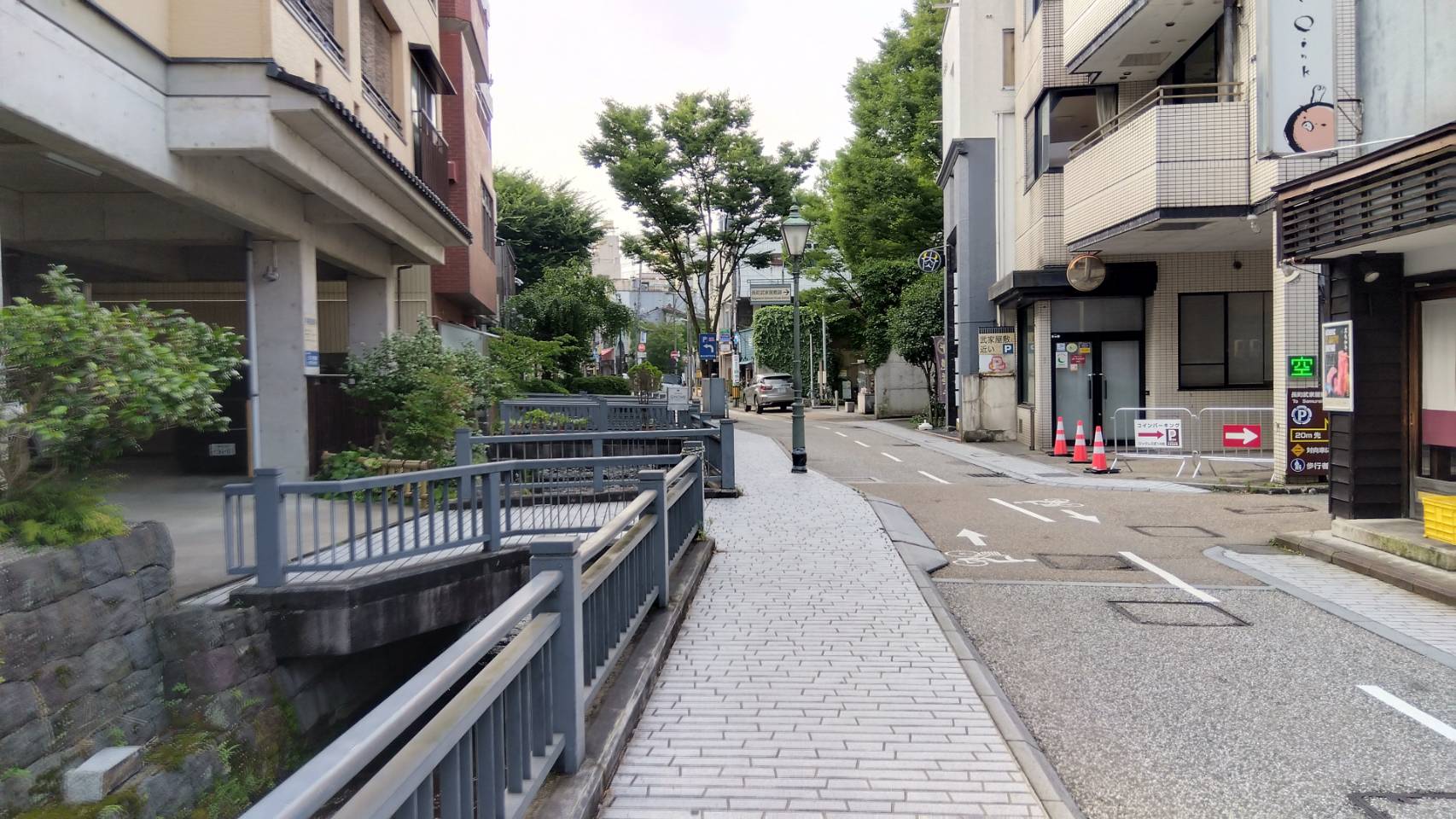 金沢のお香とアロマの香り専門店(石川県金沢市)・金沢観光地・金沢の観光スポット武家屋敷跡近く・人気でおすすめのお土産処-お香専門店のアロマ香房焚屋