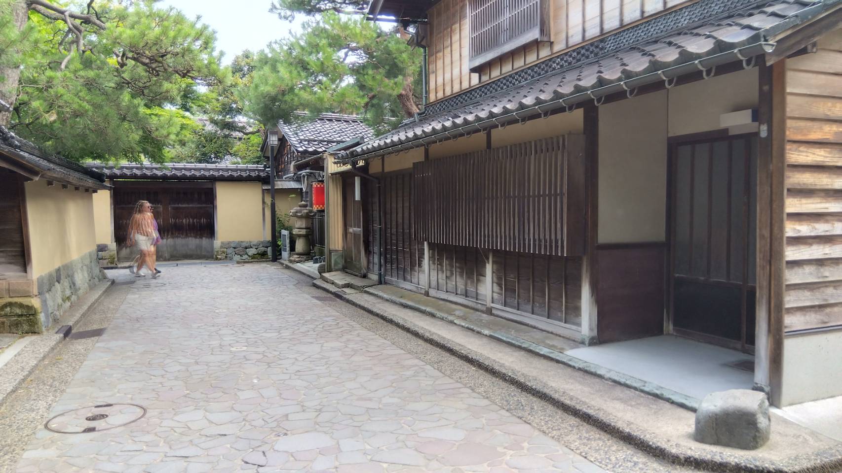 金沢のお香とアロマの香り専門店(石川県金沢市)・金沢観光地・金沢の観光スポット武家屋敷跡近く・人気でおすすめのお土産処-お香専門店のアロマ香房焚屋
