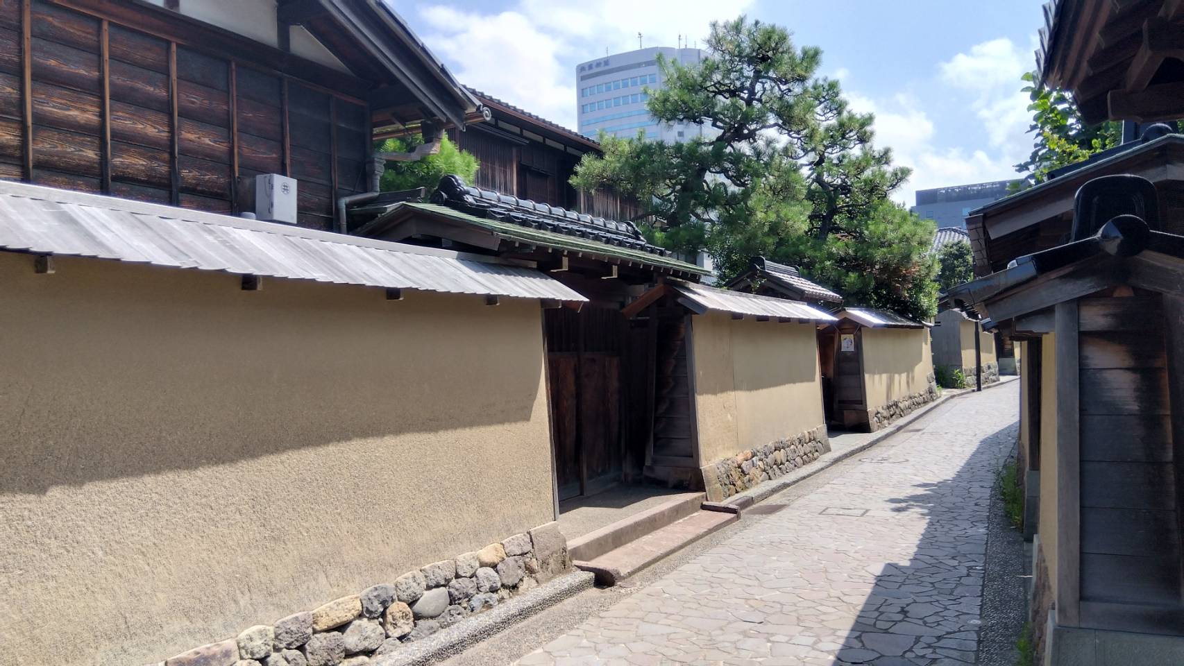 金沢のお香とアロマの香り専門店(石川県金沢市)・金沢観光地・金沢の観光スポット武家屋敷跡近く・人気でおすすめのお土産処-お香専門店のアロマ香房焚屋