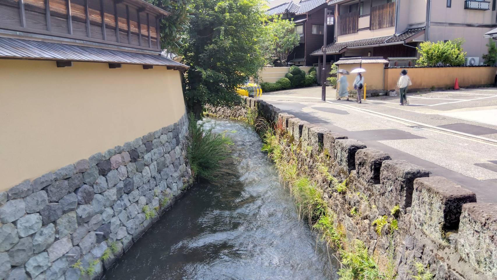 金沢のお香とアロマの香り専門店(石川県金沢市)・金沢観光地・金沢の観光スポット武家屋敷跡近く・人気でおすすめのお土産処-お香専門店のアロマ香房焚屋