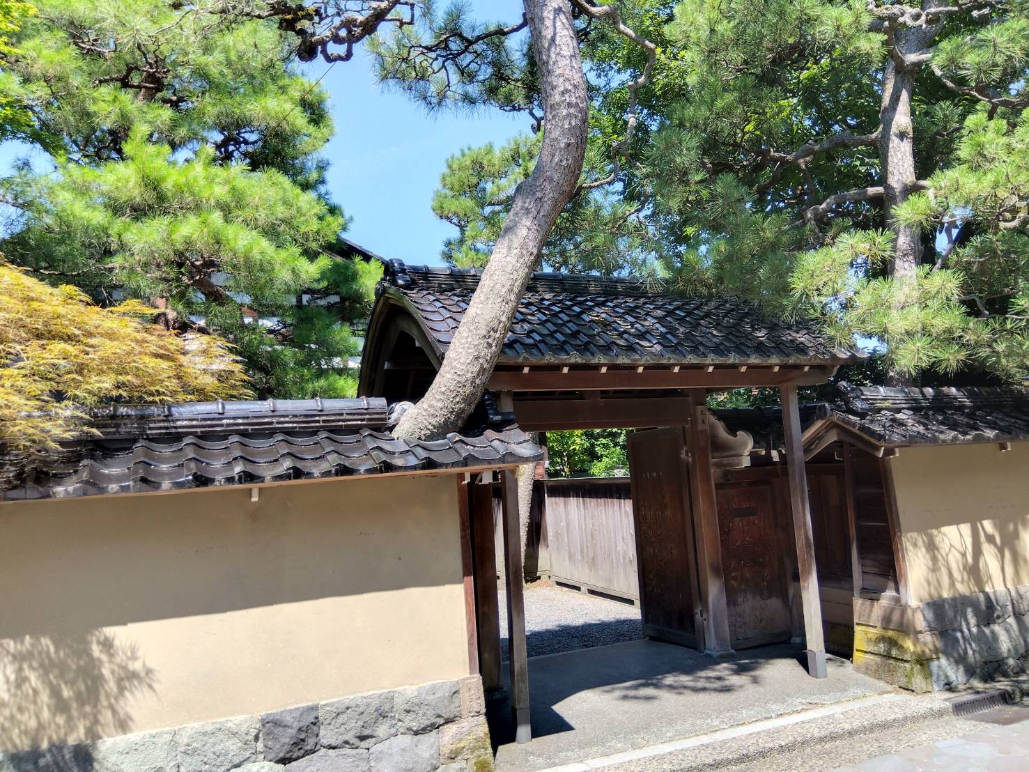 お香・専門店 金沢市|金沢の観光地-武家屋敷跡近くのアロマ香房焚屋