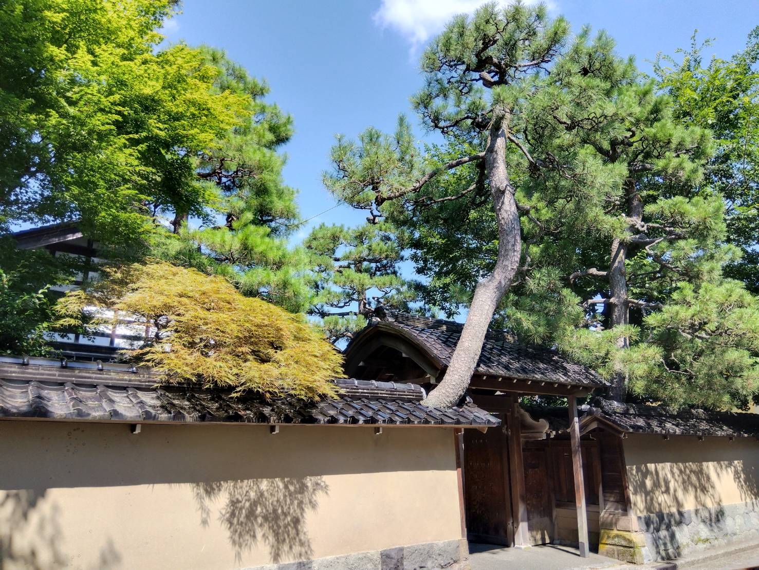 お香・専門店 金沢市|金沢の観光地-武家屋敷跡近くのアロマ香房焚屋