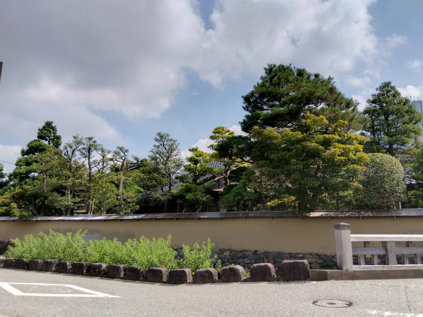 お香・専門店 金沢市|金沢の観光地-武家屋敷跡近くのアロマ香房焚屋