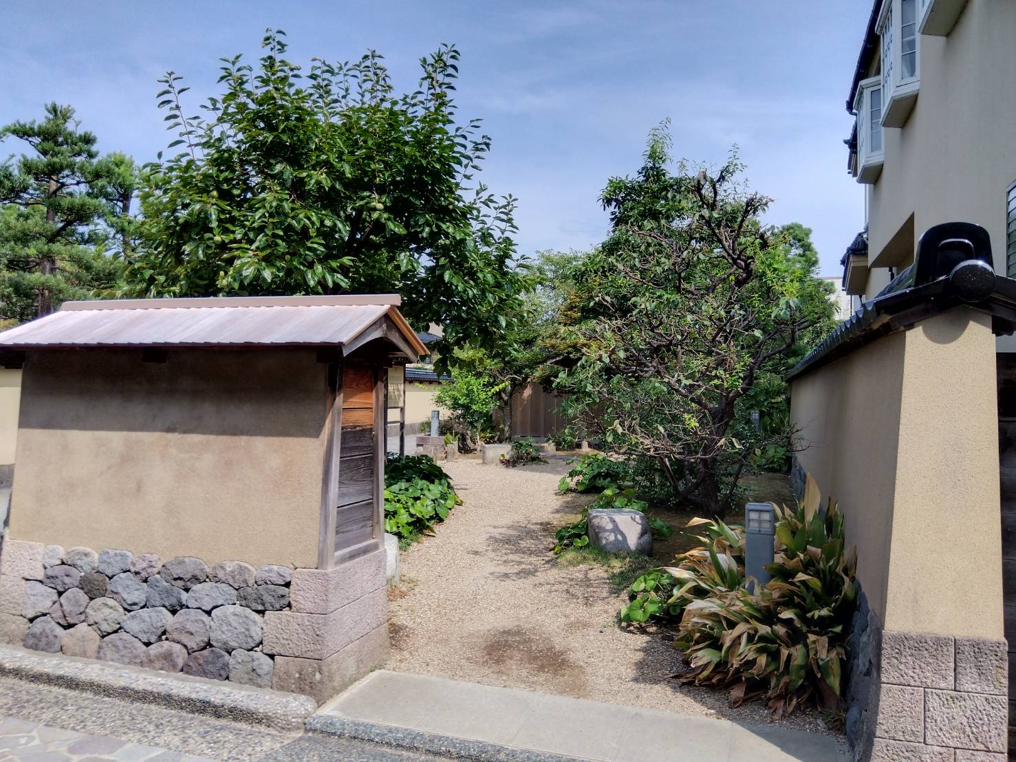 お香・専門店 金沢市|金沢の観光地-武家屋敷跡近くのアロマ香房焚屋