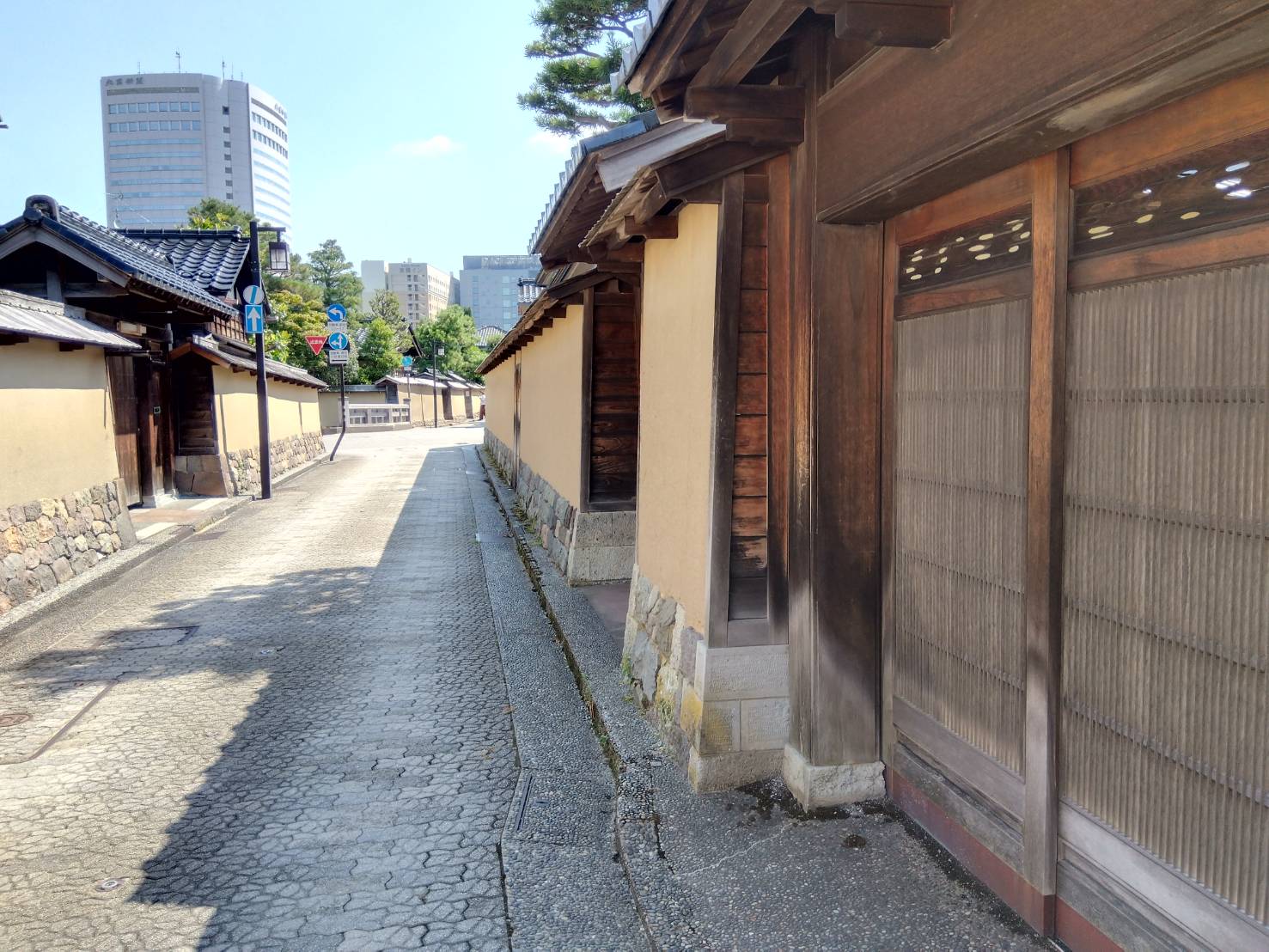 お香・専門店 金沢市|金沢の観光地-武家屋敷跡近くのアロマ香房焚屋