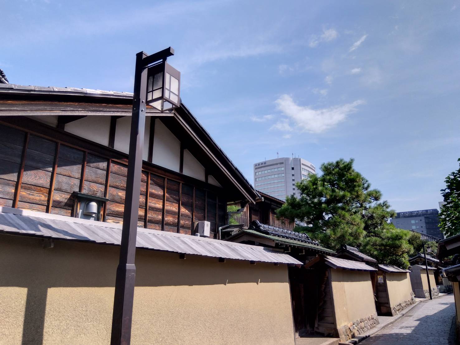 お香・専門店 金沢市|金沢の観光地-武家屋敷跡近くのアロマ香房焚屋