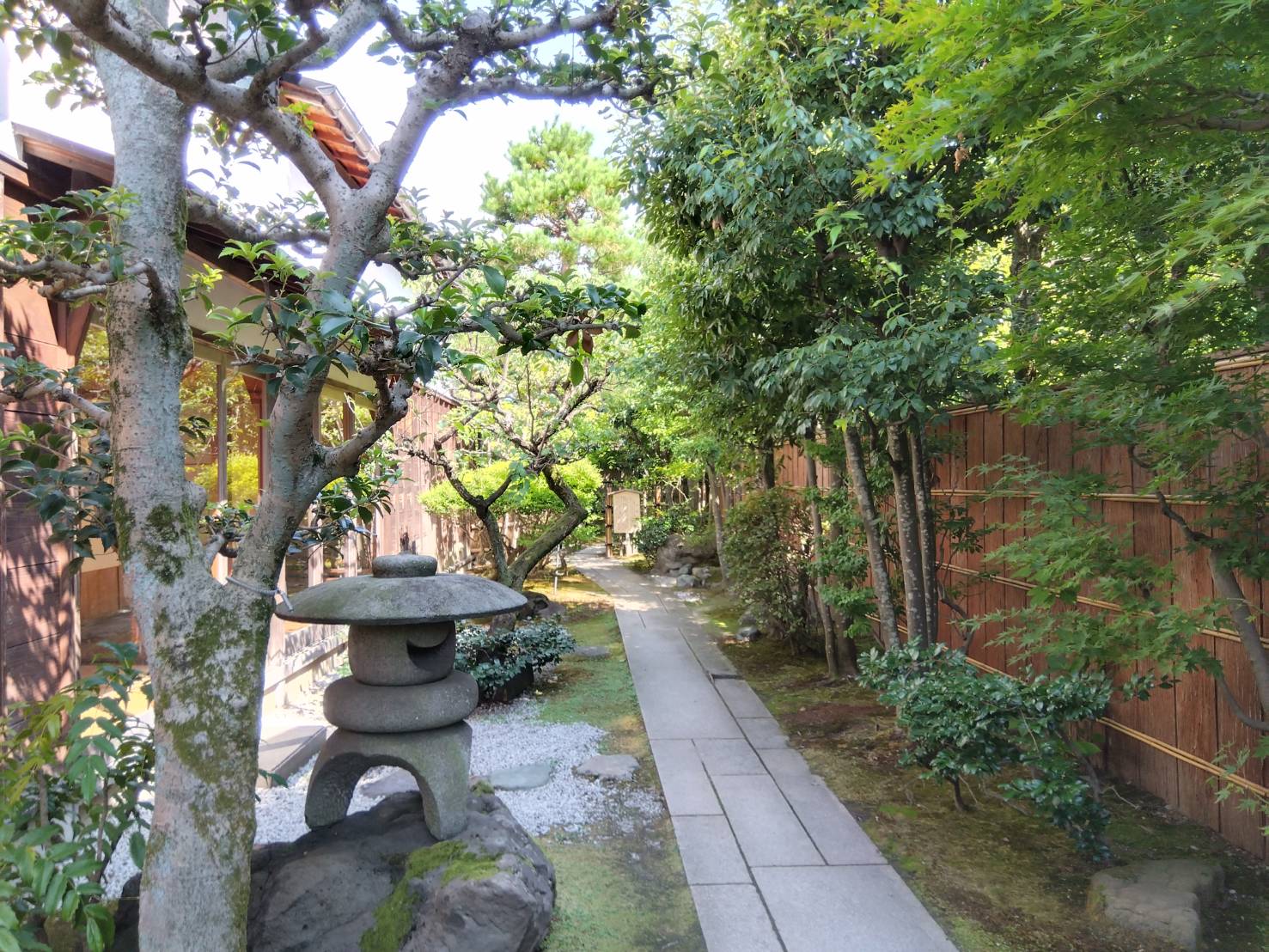 お香・専門店 金沢市|金沢の観光地-武家屋敷跡近くのアロマ香房焚屋