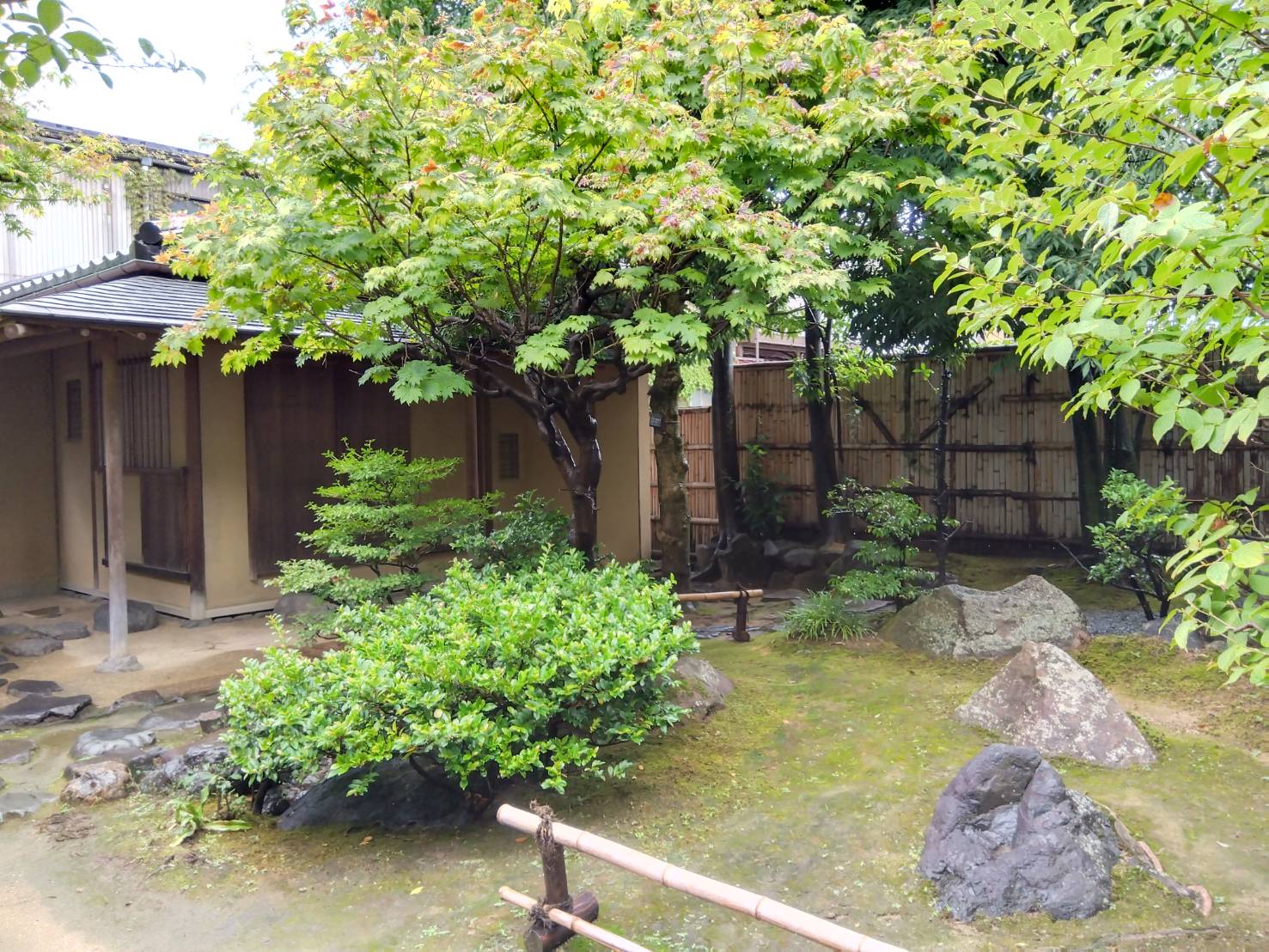 お香・専門店 金沢市|金沢の観光地-武家屋敷跡近くのアロマ香房焚屋