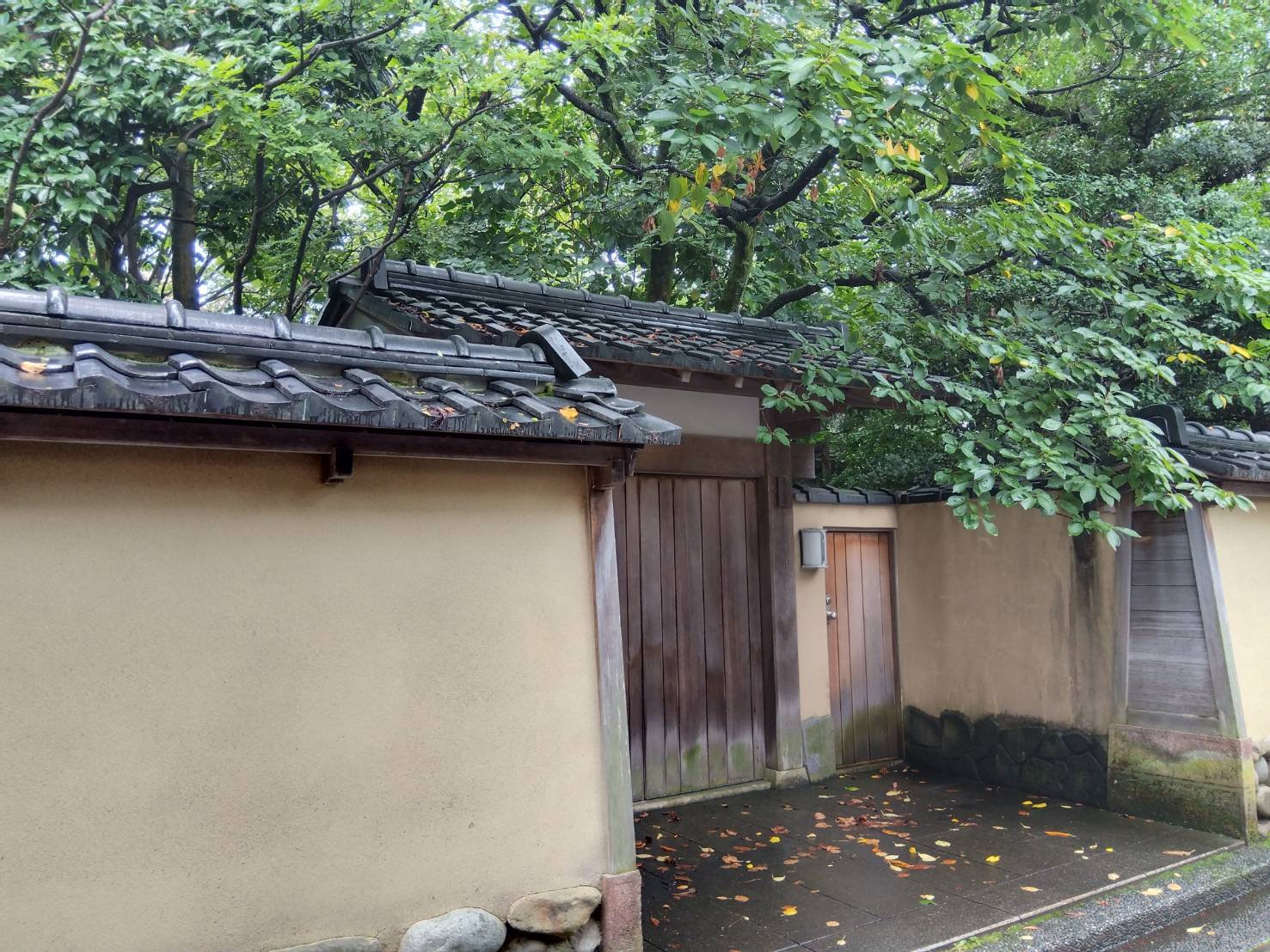 金沢のお香とアロマの香り専門店(石川県金沢市)・金沢観光地・金沢の観光スポット武家屋敷跡近く・人気でおすすめのお土産処-お香専門店のアロマ香房焚屋