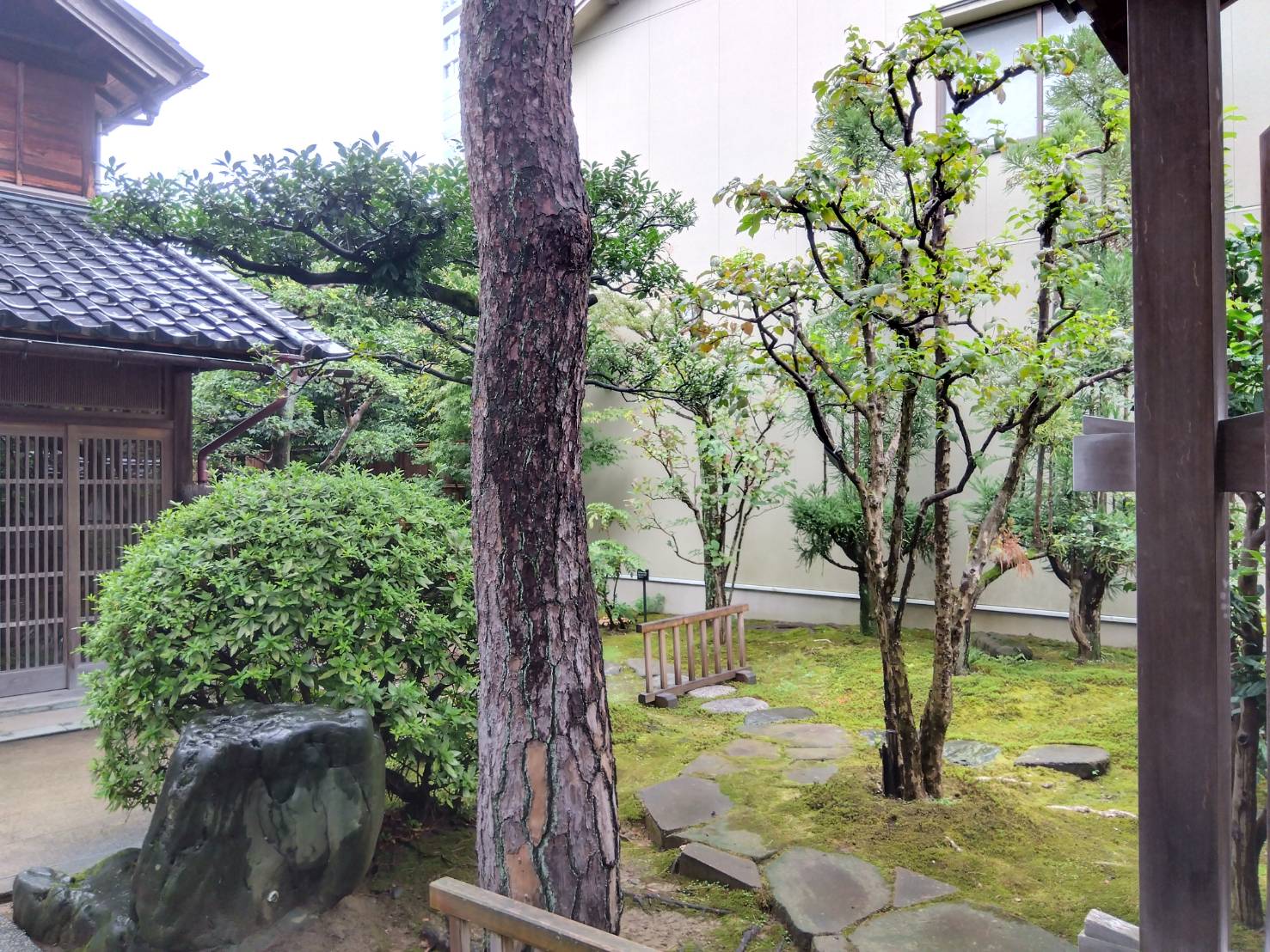 金沢のお香とアロマの香り専門店(石川県金沢市)・金沢観光地・金沢の観光スポット武家屋敷跡近く・人気でおすすめのお土産処-お香専門店のアロマ香房焚屋