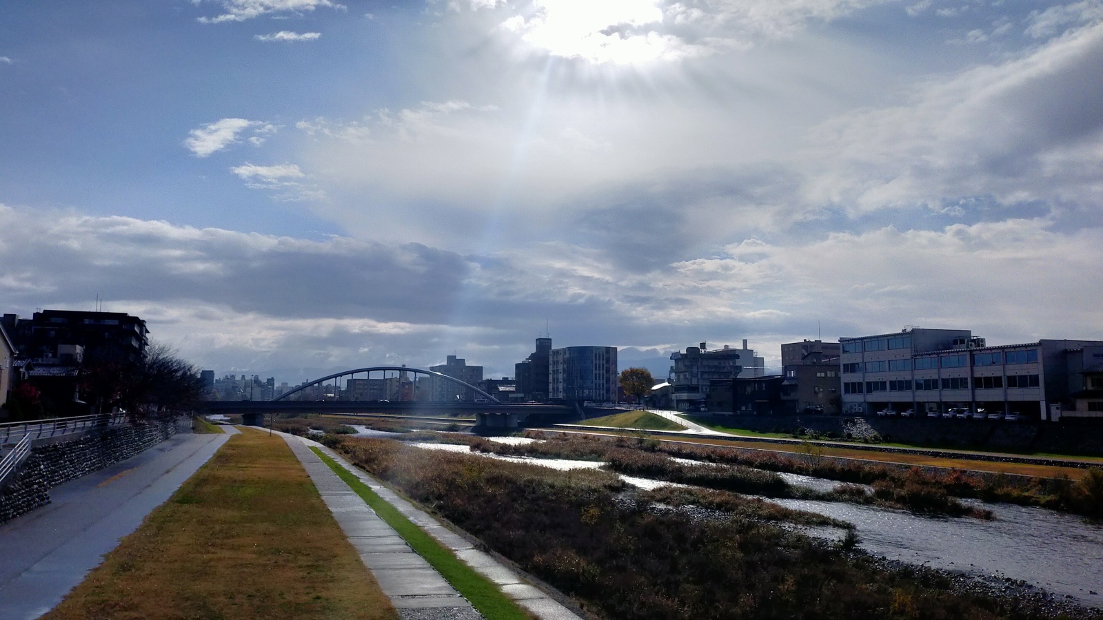 金沢のお香とアロマの香り専門店(石川県金沢市)・金沢観光地・金沢の観光スポット武家屋敷跡近く・人気でおすすめのお土産処-お香専門店のアロマ香房焚屋