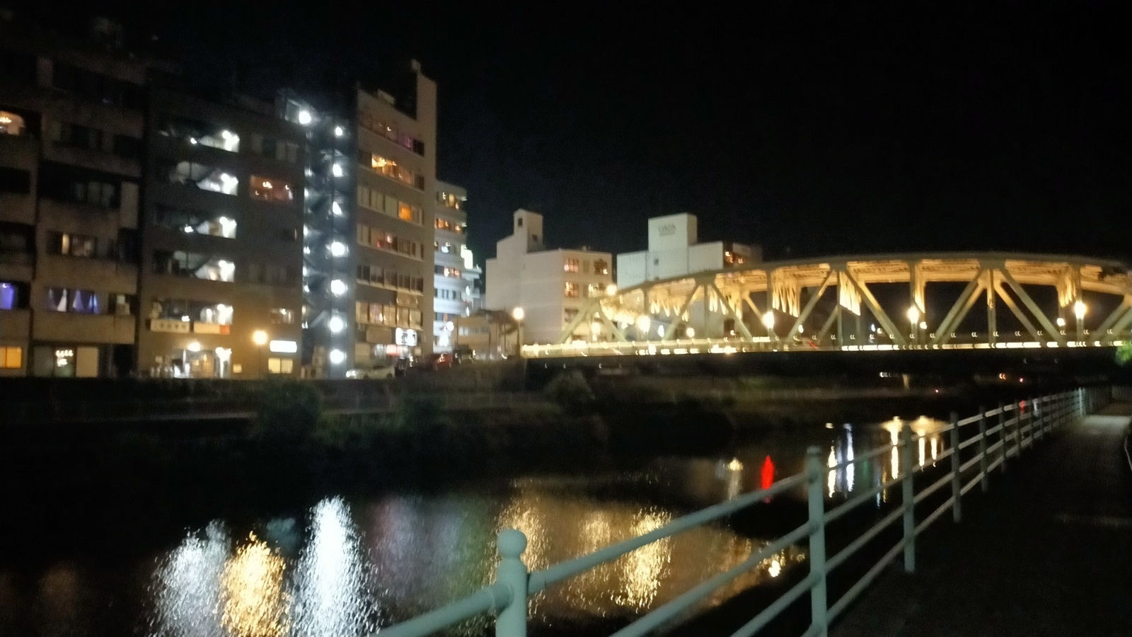 金沢のお香とアロマの香り専門店(石川県金沢市)・金沢観光地・金沢の観光スポット武家屋敷跡近く・人気でおすすめのお土産処-お香専門店のアロマ香房焚屋