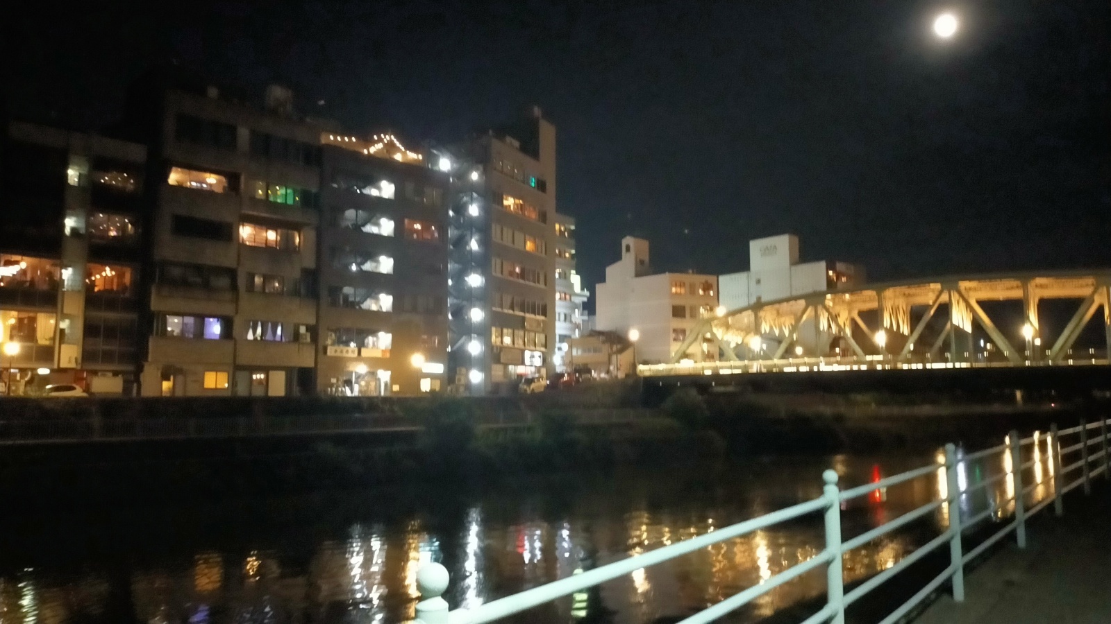 店主 焚屋 金沢のお香とアロマの香り専門店(石川県金沢市)・金沢観光地・金沢の観光スポット武家屋敷跡近く・人気でおすすめのお土産処-お香専門店のアロマ香房焚屋