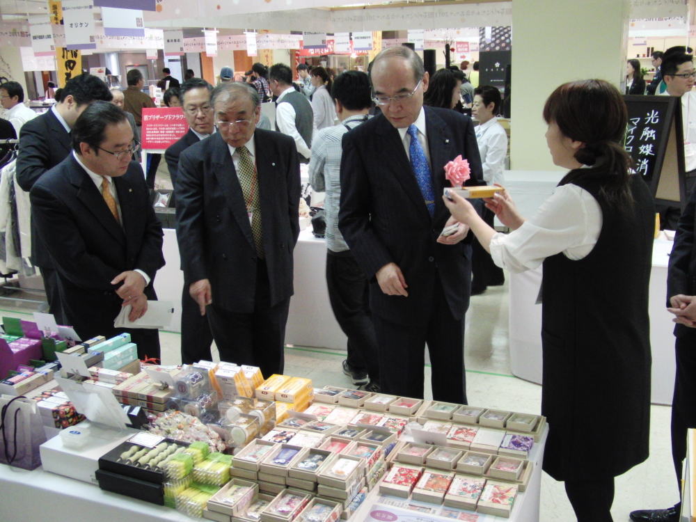 石川県知事 谷本正憲