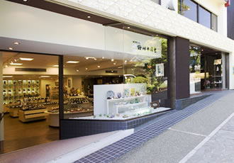 野村右園堂